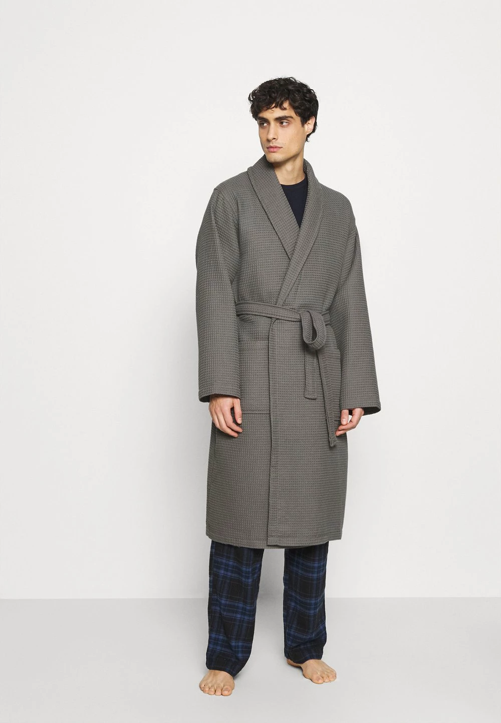 Grosses soldes đ§š Pier One Discount En Ligne Peignoir sous-vĂȘtements & chaussettes col châle homme â 3 Grosses soldes đ§š Pier One Discount En Ligne Peignoir sous-vĂȘtements & chaussettes col châle homme â