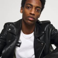 Budget 🌟 Prix Discount Pier One T-shirt imprimé t-shirts col rond homme 🤩 17 Budget 🌟 Prix Discount Pier One T-shirt imprimé t-shirts col rond homme 🤩 -Pier One Soldes Magasin 7536ade908c14a24a42e7cff906a28d2