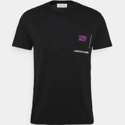 Bon marché ✔️ Pier One Prix Réduit CHEST POCKET TEE - T-shirt imprimé t-shirts col rond homme 😀 21 Bon marché ✔️ Pier One Prix Réduit CHEST POCKET TEE - T-shirt imprimé t-shirts col rond homme 😀 -Pier One Soldes Magasin 7c25e9e5df9144bc9d95fe6dcb969ea6