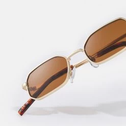 Meilleure affaire 🛒 Pier One En Remise UNISEX - Lunettes de soleil rectangulaire ⭐ -Pier One Soldes Magasin 7c7f8e5d74614df98cc31782a07574f6