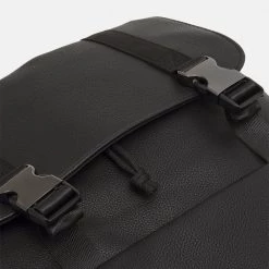 Meilleure affaire 🧨 Pier One UNISEX - Sac à dos Prix Sacrifiés sacs et bagages compartiment pour t&eacute;l&eacute;phone portable 🛒 -Pier One Soldes Magasin 7cc8507be5b9422099f116d676900185