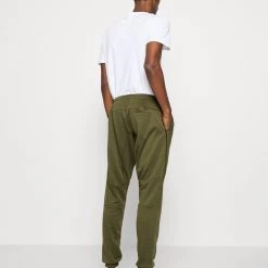 Meilleur prix đ Prix De Lancement Pier One Pantalon de survĂȘtement pantalons normale homme â 12 Meilleur prix đ Prix De Lancement Pier One Pantalon de survĂȘtement pantalons normale homme â -Pier One Soldes Magasin 7cda39b8f69f4986bcbf6242b84d926c
