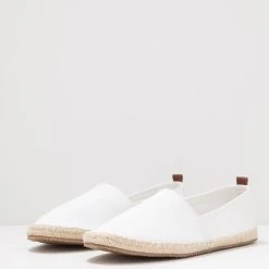 Promo 💯 Pier One Qualité Garantie RENA ESPADRILLE UNISEX - Espadrilles chaussures basses rond 🎉 -Pier One Soldes Magasin 7e077ed70ce54cb49199963da195d601