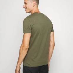 Vente flash 🔥 Soldes En Ligne Pier One T-shirt basique t-shirts col rond homme ✨ -Pier One Soldes Magasin 850f73edf3b44b9a9f4a3a141e28d3dd