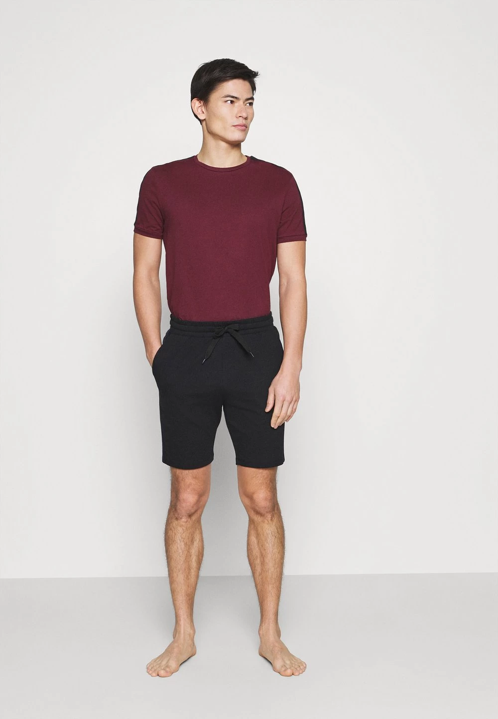 Bon marché 🔔 Un Tarif Préférentiel Pier One LOUNGE TEE - Haut de pyjama pyjamas col rond homme 👍 4 Bon marché 🔔 Un Tarif Préférentiel Pier One LOUNGE TEE - Haut de pyjama pyjamas col rond homme 👍 – Image 2