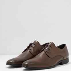 Meilleure affaire 🧨 Prix Dégriffé Pier One Derbies & Richelieus derbies et richelieus carré homme 😍 -Pier One Soldes Magasin 8578058a834b4574a278ecdf3c390802