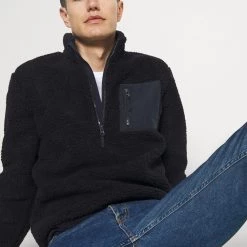 Remise 👏 Pier One Sweat polaire Prix Avantageux sweats & hoodies col camionneur homme 🎉 -Pier One Soldes Magasin 88111e09df4342679a12241e843a9022