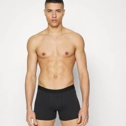 Offres 🧨 Pier One 3 PACK - Shorty Qualité garantie 100% sous-vêtements & chaussettes normale homme 🔥 11 Offres 🧨 Pier One 3 PACK - Shorty Qualité garantie 100% sous-vêtements & chaussettes normale homme 🔥 -Pier One Soldes Magasin 89d87974ddef4414a51ef3877b1a56f1