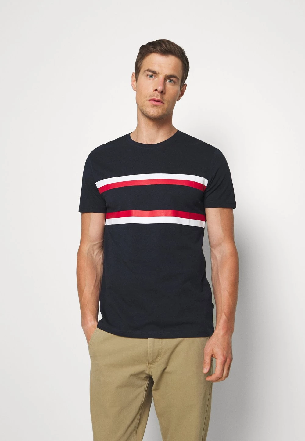 Les meilleures critiques de 🔔 Qualité Supérieure Pier One T-shirt imprimé t-shirts col rond homme 🛒 3 Les meilleures critiques de 🔔 Qualité Supérieure Pier One T-shirt imprimé t-shirts col rond homme 🛒