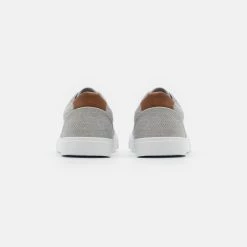 Nouveau ✨ Pier One Prix Gelé Baskets basses sneakers rond homme 🤩 11 Nouveau ✨ Pier One Prix Gelé Baskets basses sneakers rond homme 🤩 -Pier One Soldes Magasin 8b2a389f4e7c4882ac52e71485f3ba8b