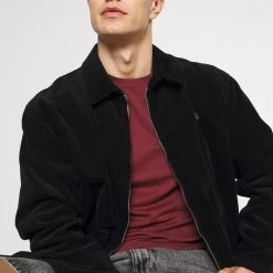 Meilleure vente 👍 Pier One 5 PACK - T-shirt basique Prix Sacrifiés t-shirts col rond homme ✔️ -Pier One Soldes Magasin 8c7ca28aba444f0ca09b550c10abc589