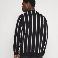 De gros 👍 Qualité garantie 100% Pier One Sweatshirt sweats & hoodies col rond homme 👏 -Pier One Soldes Magasin 93b04eb9be30475ab40517a0b7208000