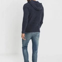 Nouveau đ QualitĂ© Fiable Pier One Pullover pulls & gilets capuche homme â 10 Nouveau đ QualitĂ© Fiable Pier One Pullover pulls & gilets capuche homme â -Pier One Soldes Magasin 96c344d513e84c4291efc118d0a49a34