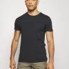Coupon 🧨 Pier One Plus Bas Prix De Vente T-shirt basique t-shirts col rond homme 👍 2 Coupon 🧨 Pier One Plus Bas Prix De Vente T-shirt basique t-shirts col rond homme 👍 -Pier One Soldes Magasin 98b8903592d34f54a559bdb848145229