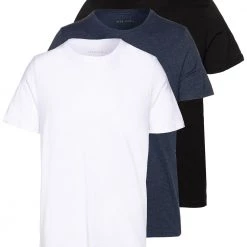Meilleure affaire 🎁 Prix Préférentiel Pier One 3 PACK - T-shirt basique t-shirts col rond homme 🤩 30 Meilleure affaire 🎁 Prix Préférentiel Pier One 3 PACK - T-shirt basique t-shirts col rond homme 🤩 -Pier One Soldes Magasin 9a7be9f8e1a446199ff4f3bca527601a