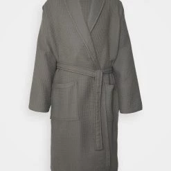 Coupon 🛒 Pier One Peignoir Prix Usine sous-vêtements & chaussettes col châle homme 🧨 21 Coupon 🛒 Pier One Peignoir Prix Usine sous-vêtements & chaussettes col châle homme 🧨 -Pier One Soldes Magasin 9c4b93b825204807b2baa92d43454908 4