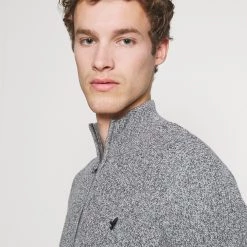 Top 10 ✔️ Pier One Prix Aimable Gilet pulls et gilets col officier homme 🎁 12 Top 10 ✔️ Pier One Prix Aimable Gilet pulls et gilets col officier homme 🎁 -Pier One Soldes Magasin 9c4e774c49034fcf82f3e16ccaead67e