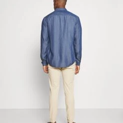 Meilleure vente đ Pier One RĂ©duction Chemise chemises col kent homme â 10 Meilleure vente đ Pier One RĂ©duction Chemise chemises col kent homme â -Pier One Soldes Magasin 9edd39c4bc5548ba96a8e3003d098e09