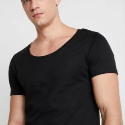 Acheter 👏 Pier One Prix Préférentiel T-shirt basique t-shirts encolure large ronde homme ✔️ -Pier One Soldes Magasin 9f509f254df448bbafd289865720f0e8