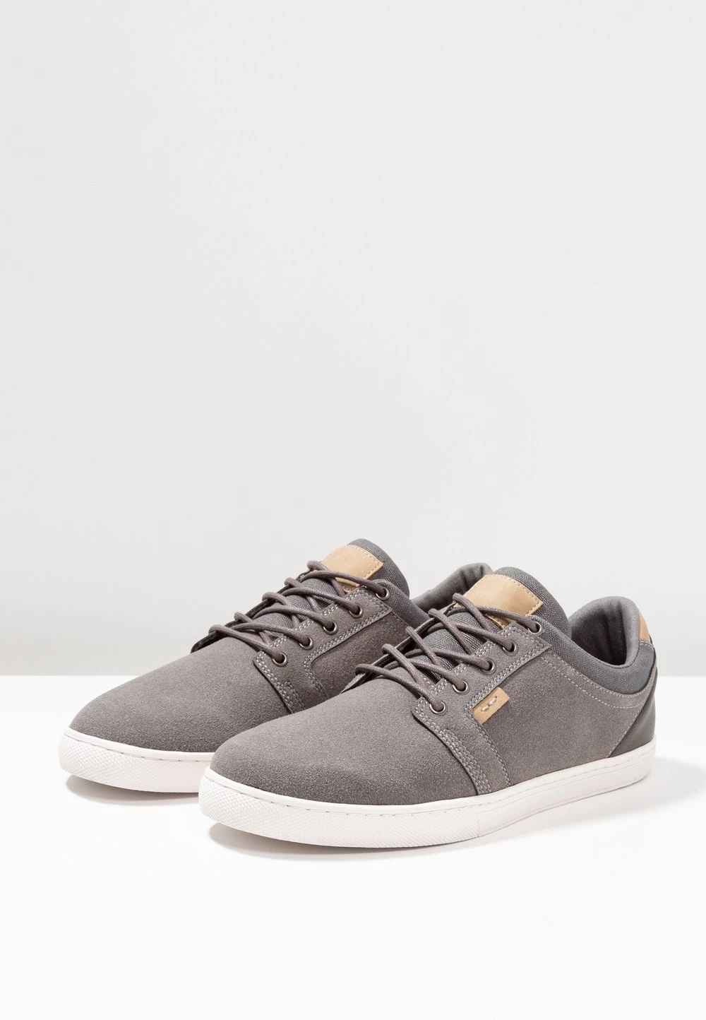 Les meilleures critiques de ⭐ Prix Sympa Pier One Baskets basses sneakers rond homme 😍 5 Les meilleures critiques de ⭐ Prix Sympa Pier One Baskets basses sneakers rond homme 😍 – Image 3
