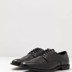 Nouveau 🌟 Prix Dégriffé Pier One Derbies & Richelieus chaussures de ville rond homme 👏 10 Nouveau 🌟 Prix Dégriffé Pier One Derbies & Richelieus chaussures de ville rond homme 👏 -Pier One Soldes Magasin a2a973057de24004ab268e8c05f6528f