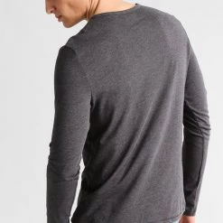 Grosses soldes 🎉 Pier One Prix Jamais Vus T-shirt à manches longues t-shirts & polos col tunisien homme 🎉 -Pier One Soldes Magasin a2c7414c72b846f888570468bd096605