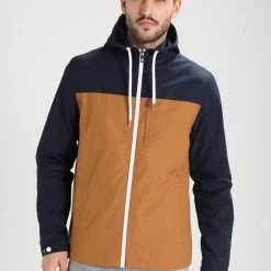 Budget ⭐ Pier One Veste légère Bonne Qualité vestes capuche homme ⌛