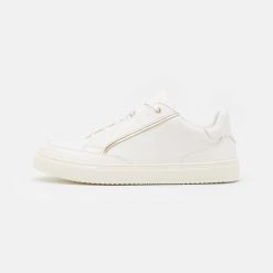 De gros ❤️ Pier One Baskets basses Bas Prix sneakers rond homme ❤️