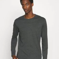 Top 10 ✨ Bon Rapport Coût-Efficacité Pier One 3 PACK - T-shirt à manches longues t-shirts col rond homme ❤️ -Pier One Soldes Magasin a706bbb255a34607944895ff9f359ff5