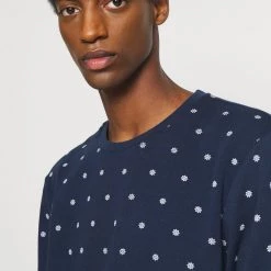 Le moins cher 😍 Pier One Se Vend Bas Prix Sweatshirt pulls et gilets col rond homme 😀