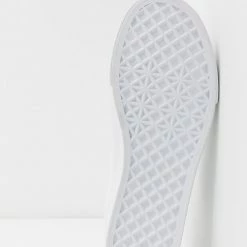 Meilleure affaire 🛒 Pier One UNISEX - Baskets basses Assurance De l’Authenticité sneakers rond 🧨 -Pier One Soldes Magasin a93af45c740b4e05bf0baca62c12f625