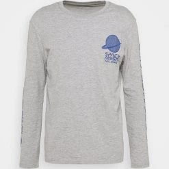 Meilleure vente ⭐ Bas Prix Pier One T-shirt à manches longues t-shirts col rond homme 🎁 13 Meilleure vente ⭐ Bas Prix Pier One T-shirt à manches longues t-shirts col rond homme 🎁 -Pier One Soldes Magasin a948d18fc6fe4b52b889547c4d15a6be