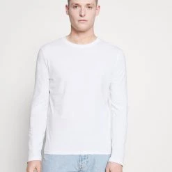 Promo 🌟 Pier One 5 PACK - T-shirt à manches longues Prix Exclusifs t-shirts col rond homme 🎉 15 Promo 🌟 Pier One 5 PACK - T-shirt à manches longues Prix Exclusifs t-shirts col rond homme 🎉 -Pier One Soldes Magasin aad286ee902a43619808ca737715909e