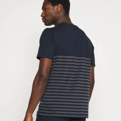 Meilleure affaire đ€© Authentique 100% Pier One T-shirt imprimĂ© t-shirts col rond homme â 10 Meilleure affaire đ€© Authentique 100% Pier One T-shirt imprimĂ© t-shirts col rond homme â -Pier One Soldes Magasin aae1e5403133474bbf77aeaa2e7bd9f0