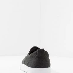 Nouveau 🌟 Pier One UNISEX - Mocassins Soldes En Ligne mocassins et loafers rond 🎁 -Pier One Soldes Magasin ac0647b096e043ea8dec944e8ba93f6a