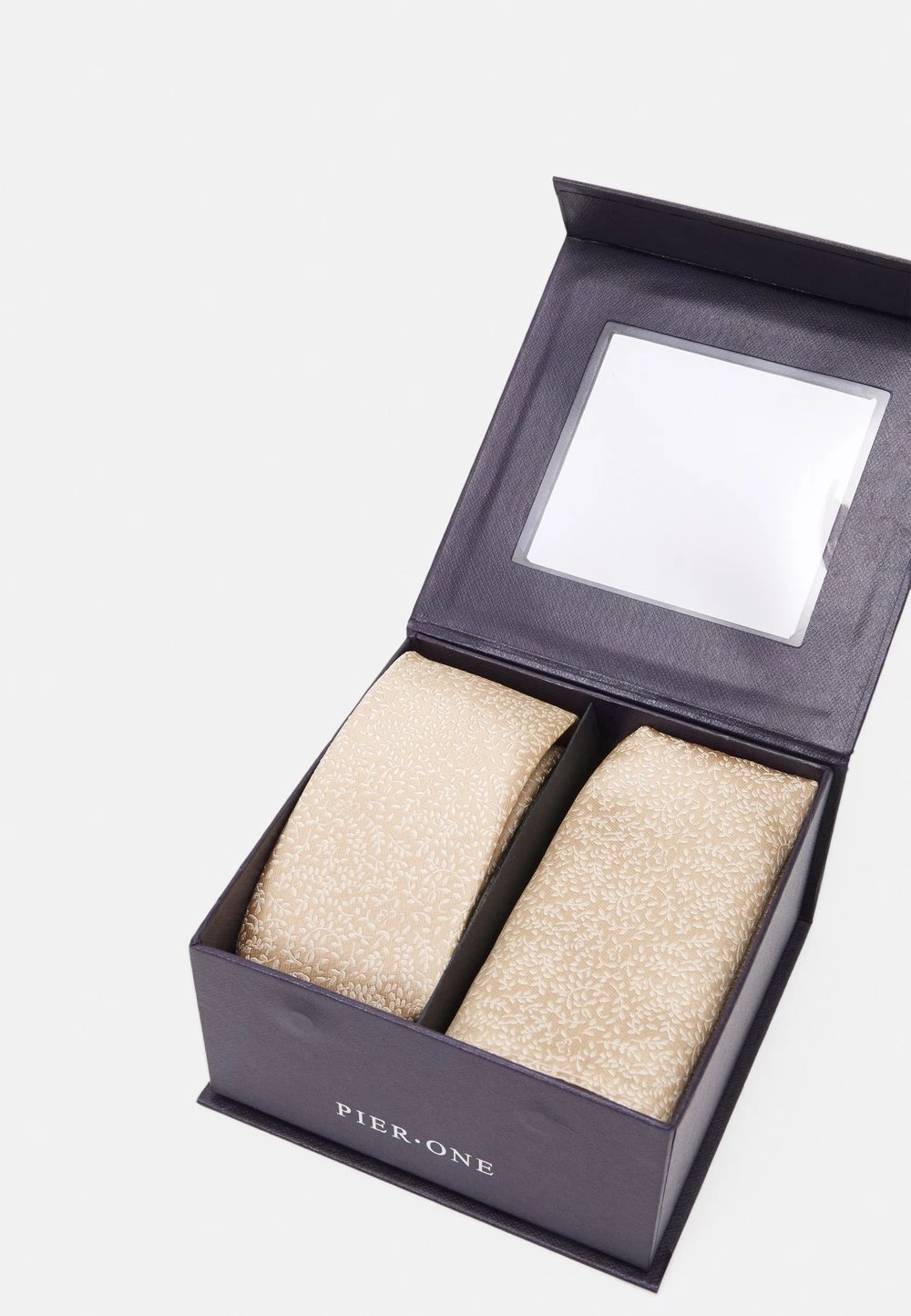 Le moins cher 🛒 Rabais Pier One SET - Cravate pochettes de costume couleur unie homme ✔️ 8 Le moins cher 🛒 Rabais Pier One SET - Cravate pochettes de costume couleur unie homme ✔️ – Image 6