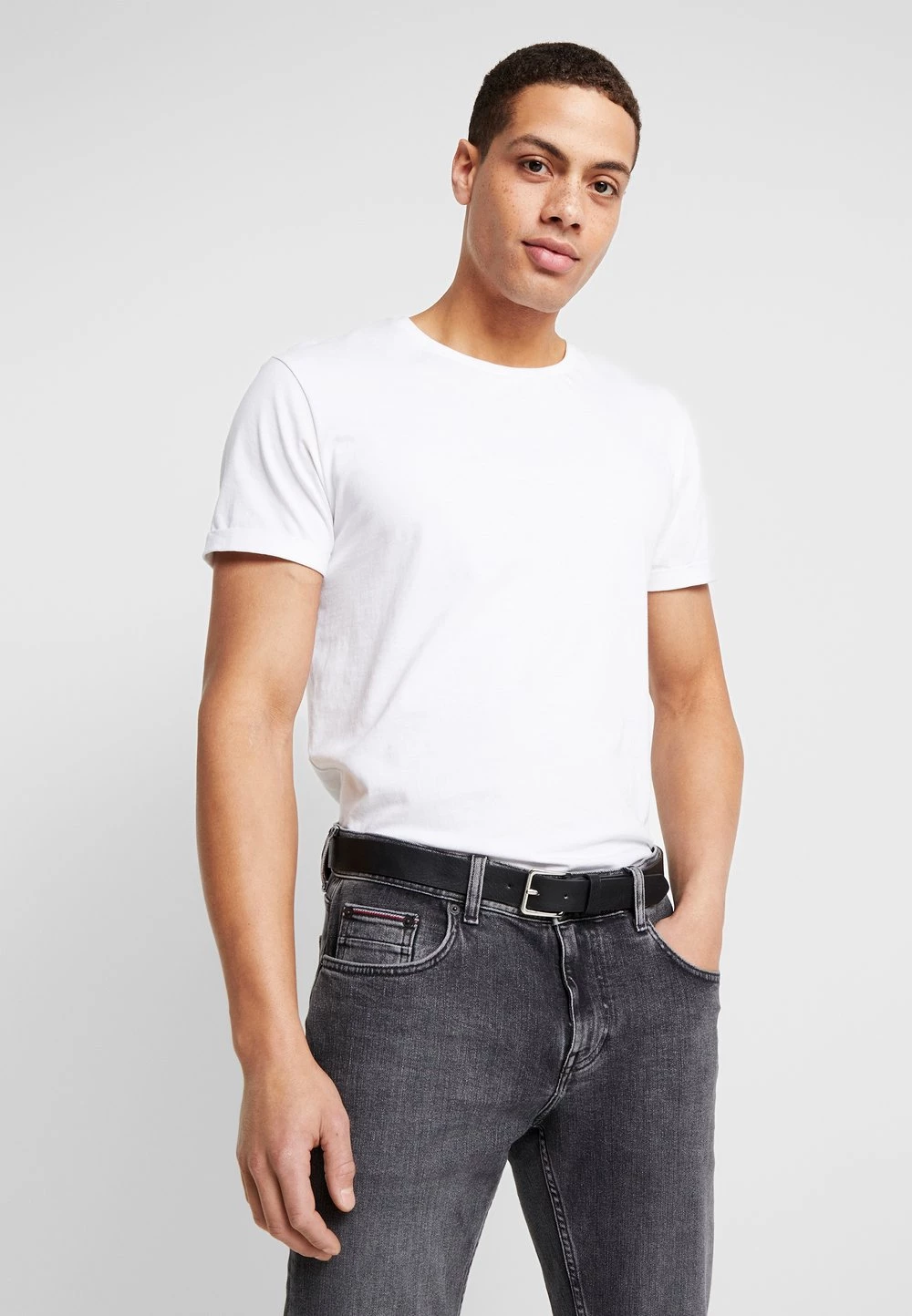 Vente flash 🔔 Pier One 3 PACK - Ceinture Prix Malin ceintures boucle ardillon homme 💯 3 Vente flash 🔔 Pier One 3 PACK - Ceinture Prix Malin ceintures boucle ardillon homme 💯