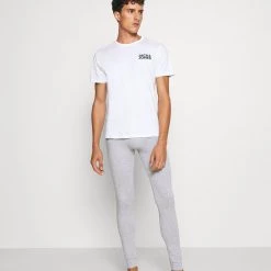 Les meilleures critiques de 💯 Pier One Caleçon long Haute Qualité sous-vêtements & chaussettes normale homme 🔥 -Pier One Soldes Magasin b45c9d8c4d534556a956a515c7d4aebb