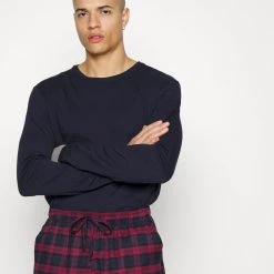 Les meilleures critiques de 🔥 Pier One Prix Préférentiel Pyjama pyjamas normale homme ❤️ -Pier One Soldes Magasin b55890f1d54149c69fc21ef407f514b1