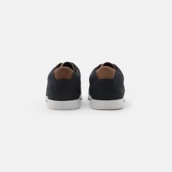 Bon marché ❤️ Réduction Pier One Chaussures à lacets derbies, richelieus & chaussures bateau rond homme 🎉 12 Bon marché ❤️ Réduction Pier One Chaussures à lacets derbies, richelieus & chaussures bateau rond homme 🎉 -Pier One Soldes Magasin b645784c625c4f51a9b6f1b8f232ca44