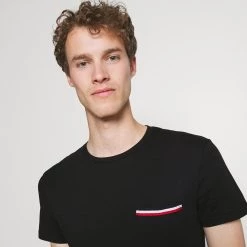 Meilleure vente 🔥 Pas Cher Pier One T-shirt basique t-shirts col rond homme 🎉 -Pier One Soldes Magasin baf070c5cd364b54bb6a9ad5d9d277b8