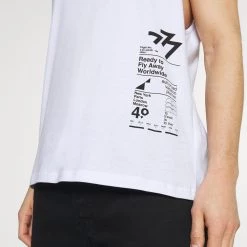 Remise 🎁 Prix Acceptable Pier One Débardeur t-shirts col rond homme 🎉 -Pier One Soldes Magasin c0356cb2a600455790c1f7556a9fd35d