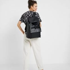 Offres 🌟 Pier One Réduction UNISEX - Sac à dos sacs compartiment pour pc portable 💯 -Pier One Soldes Magasin c22a4a8941e64e5e803fa5d490b82509