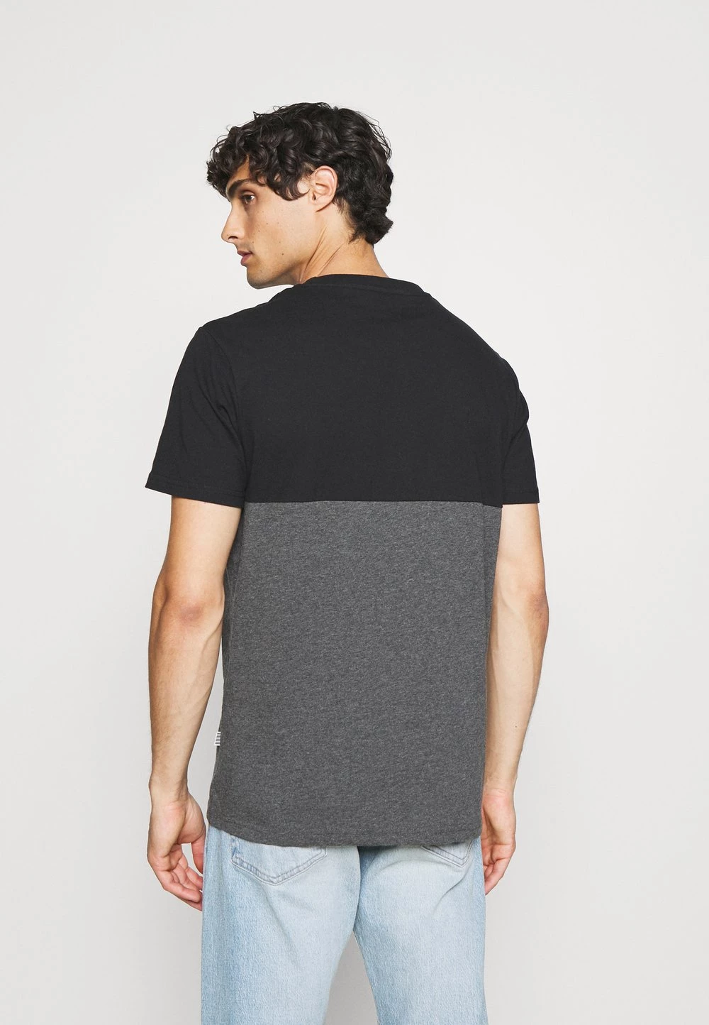 Nouveau 👍 Authentique 100% Pier One T-shirt imprimé t-shirts col rond homme ✨ 5 Nouveau 👍 Authentique 100% Pier One T-shirt imprimé t-shirts col rond homme ✨ – Image 3