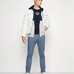 Le moins cher 🔔 Prix Dégriffé Pier One Sweat à capuche zippé pulls et gilets homme 🔔 10 Le moins cher 🔔 Prix Dégriffé Pier One Sweat à capuche zippé pulls et gilets homme 🔔 -Pier One Soldes Magasin c76c3bb1c383445dad2b78aa7cbd8c44