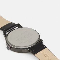 Meilleur prix ⭐ Pier One Prix Exclusifs Montre montres et bijoux boucle ardillon homme 💯 8 Meilleur prix ⭐ Pier One Prix Exclusifs Montre montres et bijoux boucle ardillon homme 💯 -Pier One Soldes Magasin caf2f3bc9f574c1e8d32bb8651c30a1c