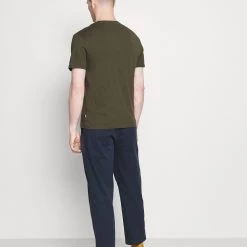 Tout neuf 🔔 Pier One 2 PACK - T-shirt imprimé Prix Réduit t-shirts col rond homme 😍 -Pier One Soldes Magasin cb3b09bf124a4a879b2bfc2f86382da6