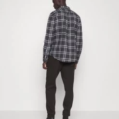 Meilleure affaire 🌟 Pier One Pantalon de survêtement Bonne Qualité pantalons normale homme ✔️ 10 Meilleure affaire 🌟 Pier One Pantalon de survêtement Bonne Qualité pantalons normale homme ✔️ -Pier One Soldes Magasin ce4efef60ec0475492eb46fc9349499f