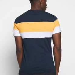 Acheter ✨ Pier One T-shirt imprimé Qualité garantie 100% t-shirts & polos col rond homme 🔔 10 Acheter ✨ Pier One T-shirt imprimé Qualité garantie 100% t-shirts & polos col rond homme 🔔 -Pier One Soldes Magasin cfcecfed047144158dd691dd2fa3dd62