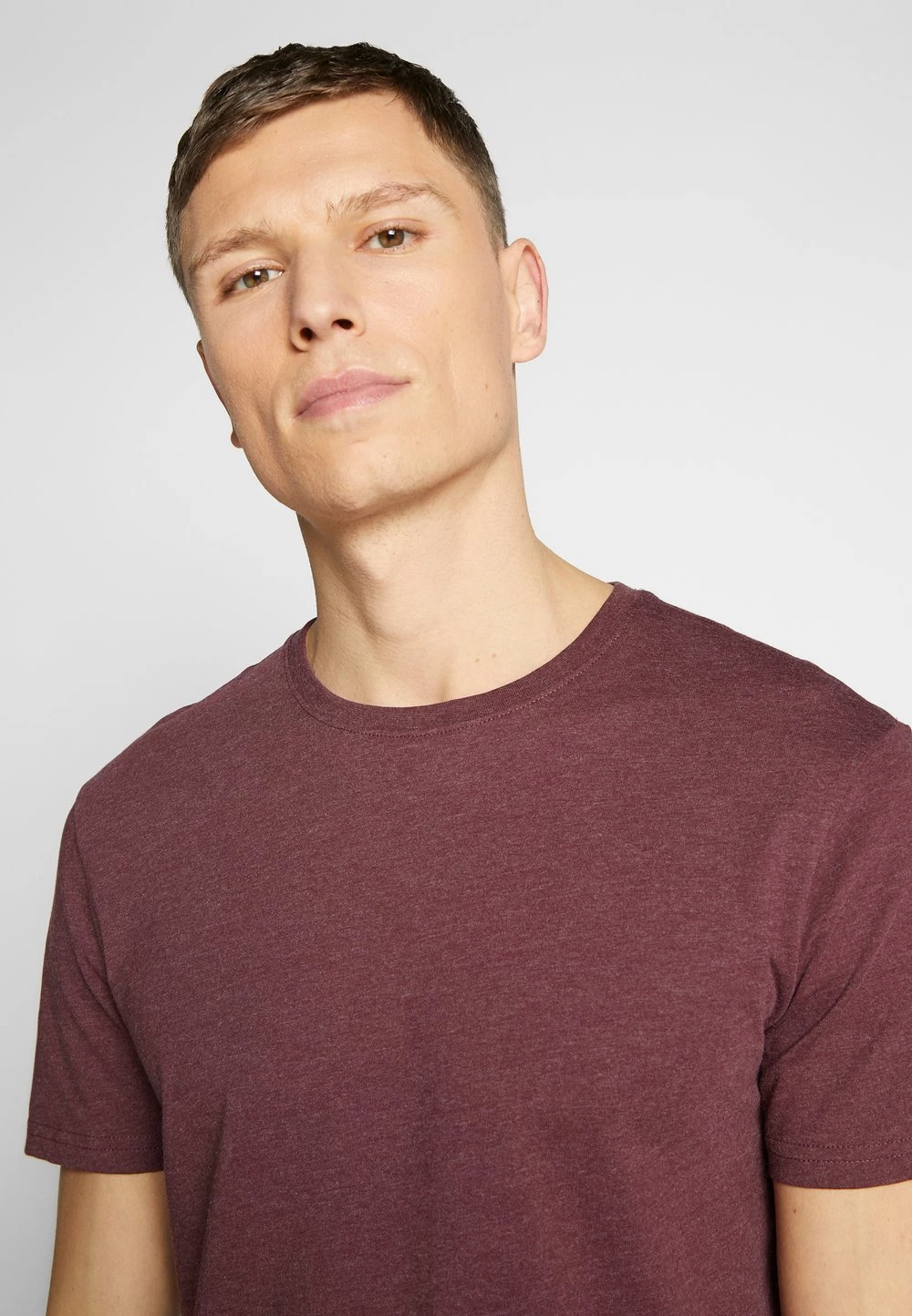 Top 10 🧨 Qualité Fiable Pier One 3 PACK - T-shirt basique t-shirts col rond homme 🔥 7 Top 10 🧨 Qualité Fiable Pier One 3 PACK - T-shirt basique t-shirts col rond homme 🔥 – Image 5